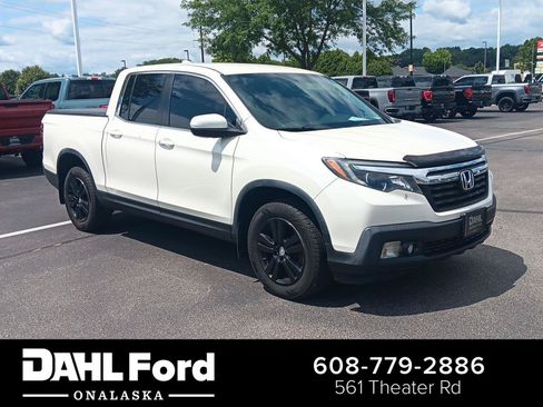 Used 2017 Honda Ridgeline RTS image 1