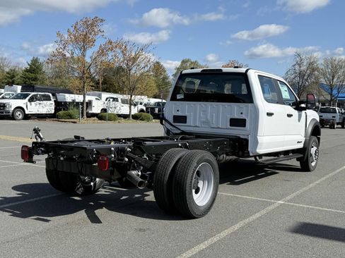 New 2025 Ford F550 4x4 Crew Cab Super Duty image 2