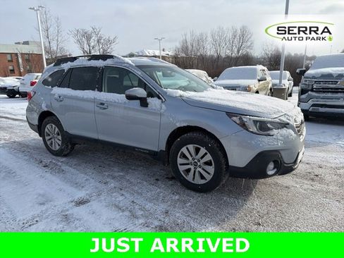 Used 2019 Subaru Outback 2.5i Premium w/ Popular Package #2 image 2