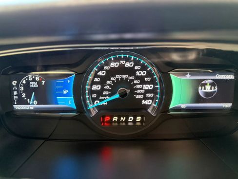 Used 2013 Ford Taurus SEL FWD image 9