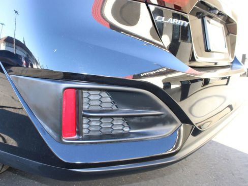 Used 2018 Honda Clarity Plug-In Hybrid image 39