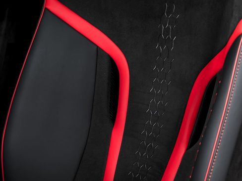Used 2024 Lamborghini Huracan Tecnica RWD image 21