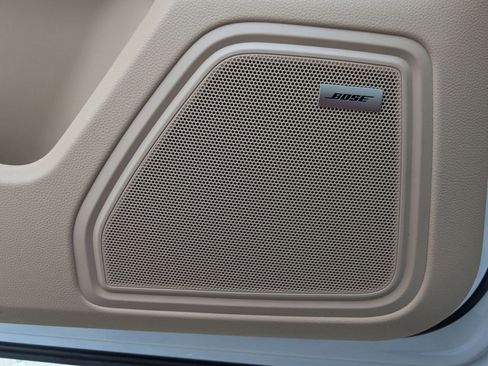 New 2026 Porsche Macan image 14