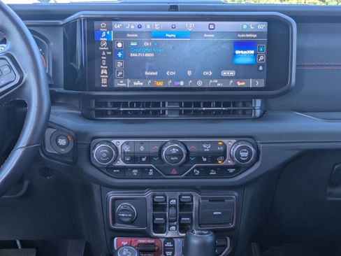 Used 2024 Jeep Wrangler Unlimited Rubicon 392 AWD/4WD image 15