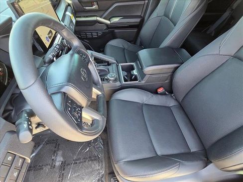 New 2026 Toyota 4Runner Limited AWD/4WD image 4