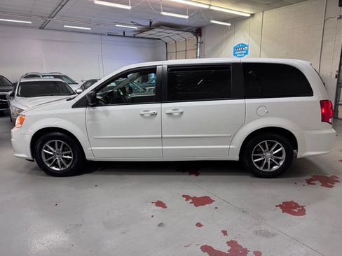 Used 2017 Dodge Grand Caravan SE w/ Power Window Group FWD image 6