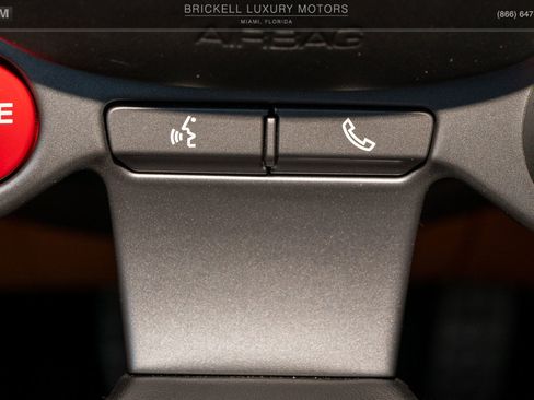 Used 2019 Ferrari Portofino image 32