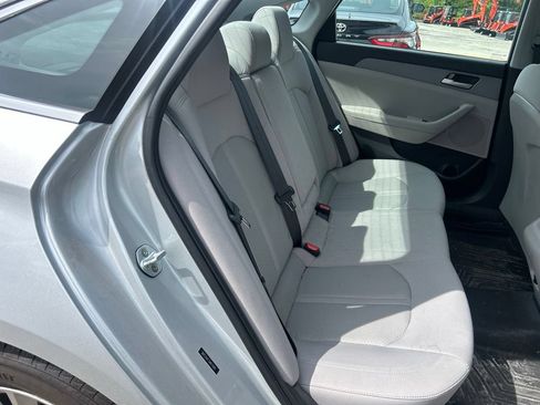 Used 2018 Hyundai Sonata SE FWD image 7