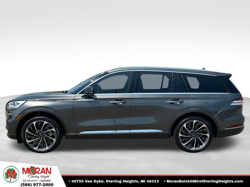 Used 2020 Lincoln Aviator Reserve w/ Equipment Group 202A AWD/4WD image 2