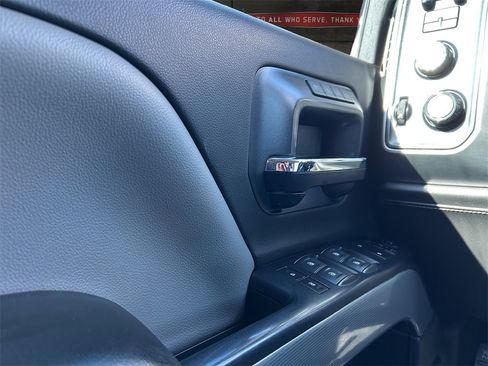 Used 2019 Chevrolet Silverado 2500 LTZ w/ Duramax Plus Package image 22
