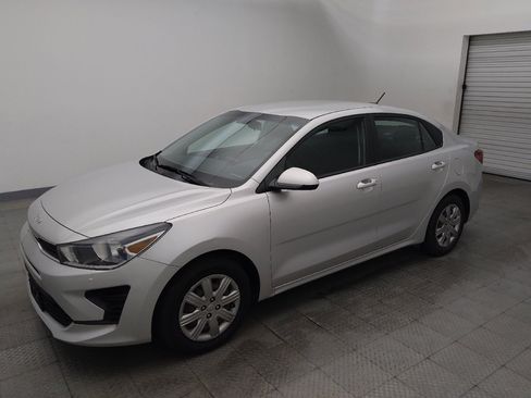 Used 2022 Kia Rio S FWD image 2