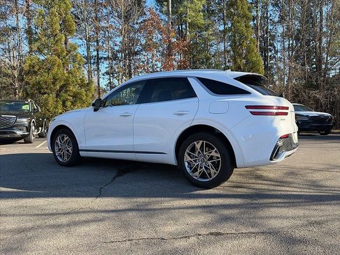 Used 2025 Genesis GV70 2.5T image 5