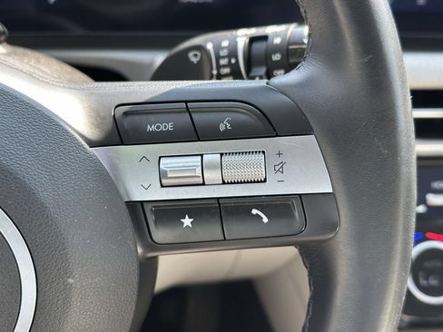 Used 2025 Hyundai Tucson SEL AWD/4WD image 30