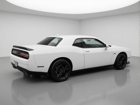 Used 2016 Dodge Challenger R/T Plus image 4