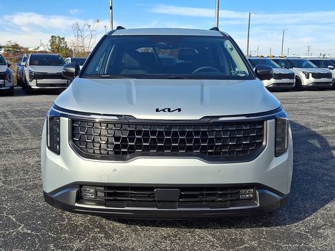 New 2026 Kia Carnival SX Prestige FWD image 3