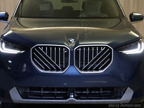 New 2026 BMW X3 xDrive30 w/ Premium Package image 6