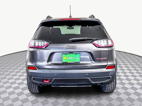 Used 2019 Jeep Cherokee Trailhawk w/ Cold Weather Group image 8