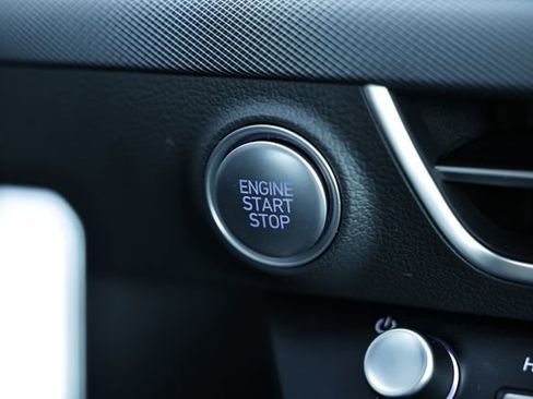 Certified 2025 Hyundai Sonata SEL FWD image 35