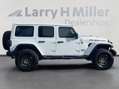 Used 2022 Jeep Wrangler Unlimited Rubicon w/ Xtreme Recon 35" Tire Package image 6