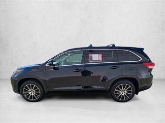 Used 2018 Toyota Highlander SE AWD/4WD video 2