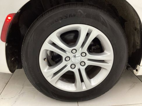 Used 2019 Dodge Charger SXT image 45