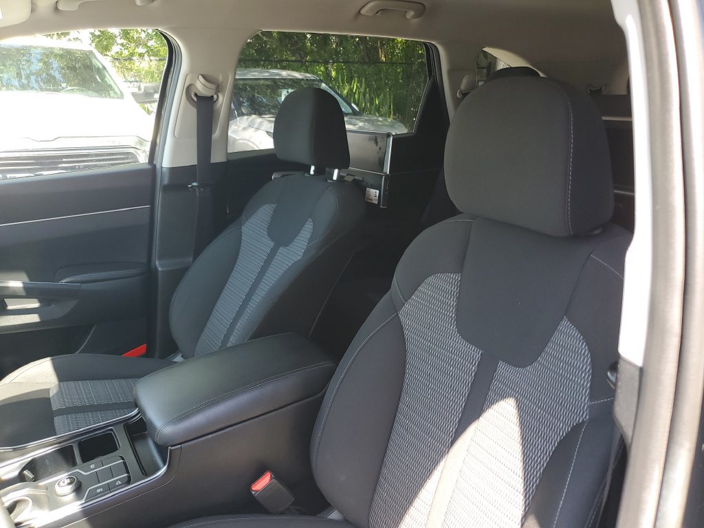 Used 2022 Kia Sorento LX FWD image 20