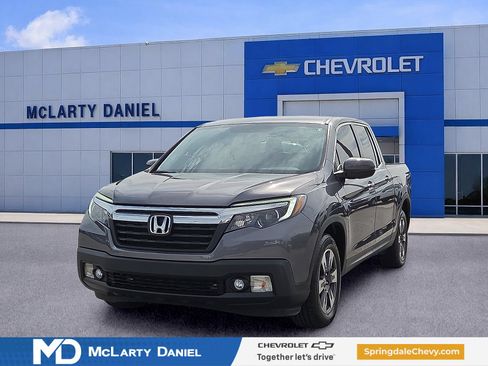 Used 2017 Honda Ridgeline RTL-T image 2
