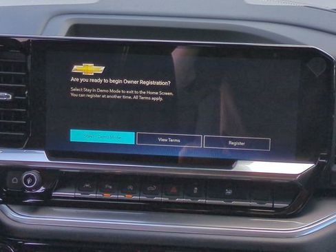 New 2026 Chevrolet Silverado 1500 High Country AWD/4WD image 18
