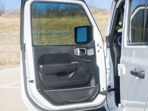 Used 2020 Jeep Gladiator Sport w/ Quick Order Package 24S image 20