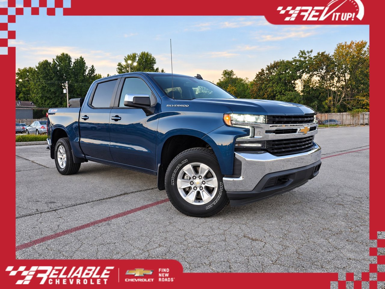 Used 2021 Chevrolet Silverado 1500 LT w/ Bed Protection Package AWD/4WD image 1