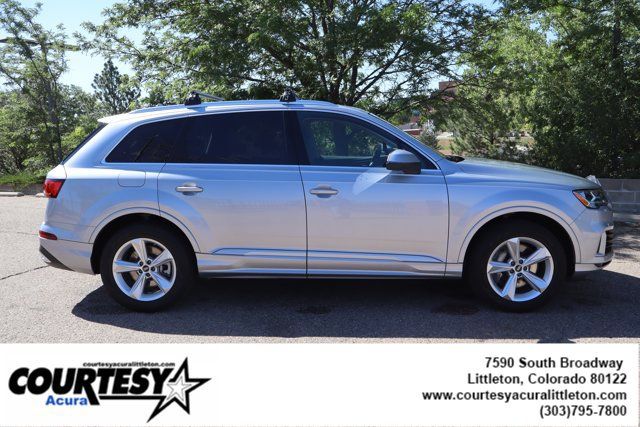 Used 2022 Audi Q7 3.0T Premium w/ Interior Protection Package AWD/4WD image 7