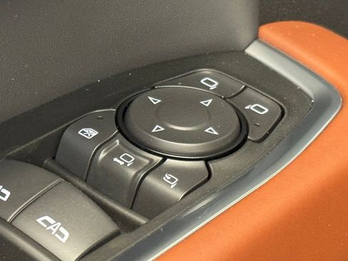 New 2026 GMC Sierra 2500 Denali Ultimate AWD/4WD image 12
