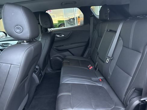 Used 2019 Chevrolet Blazer LT w/ Sun and Wheels Package image 17