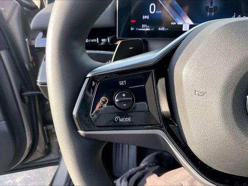 Used 2024 BMW 530i image 20