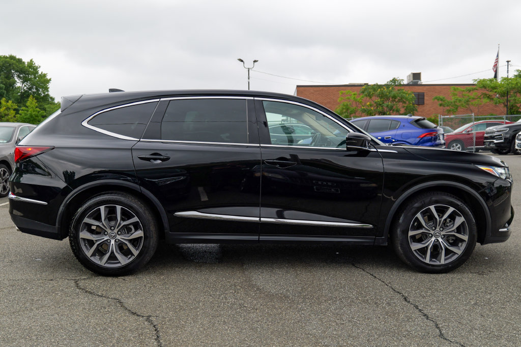 Used 2024 Acura MDX w/ Technology Package AWD/4WD image 8