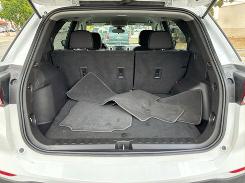 Used 2022 Chevrolet Equinox LT AWD/4WD image 22