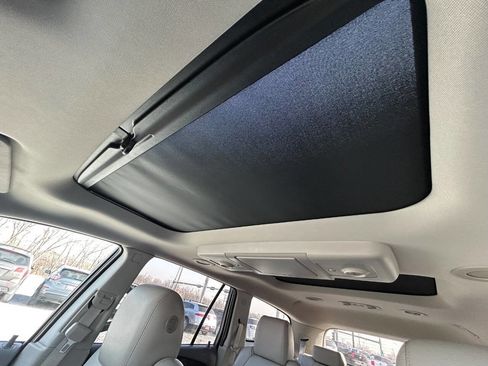 Used 2013 Buick Enclave Premium image 27