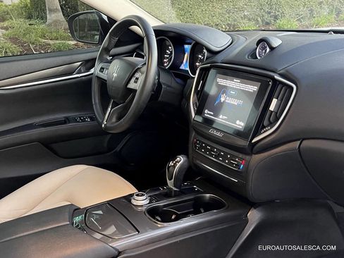 Used 2018 Maserati Ghibli Base 4dr Sedan image 22