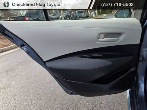 Used 2023 Toyota Corolla LE image 41