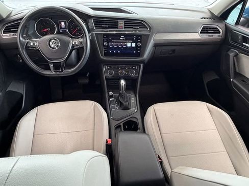 Used 2018 Volkswagen Tiguan SE FWD image 9