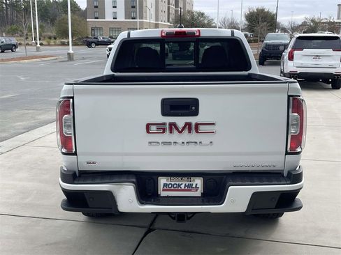 Used 2022 GMC Canyon Denali image 7