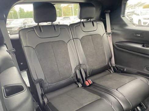 New 2025 Jeep Grand Cherokee L Altitude image 33