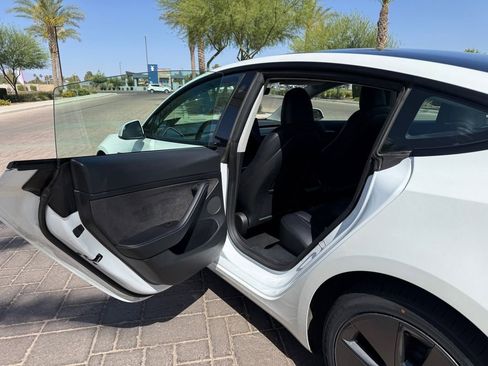 Used 2023 Tesla Model 3 Standard Range RWD image 9