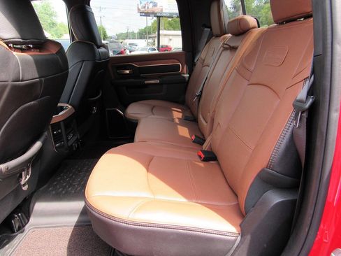 Used 2020 RAM 2500 Limited AWD/4WD image 46