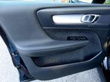 Used 2021 Volvo XC40 T5 Momentum image 6