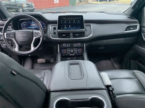 Used 2022 Chevrolet Suburban Z71 w/ Z71 Off-Road Package image 20