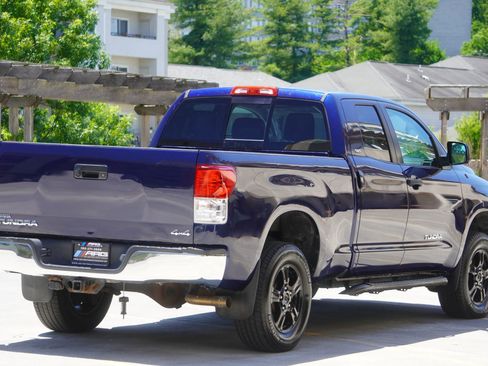 Used 2011 Toyota Tundra 4x4 Double Cab w/ TRD Off-Road Pkg image 16