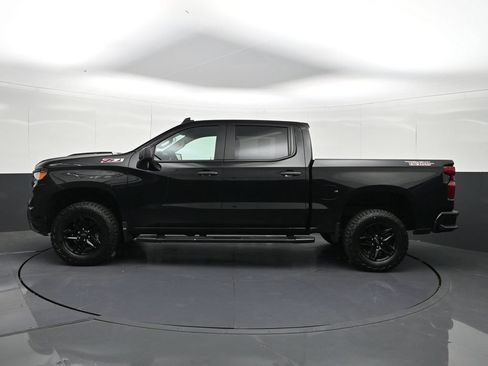 Used 2024 Chevrolet Silverado 1500 Custom Trail Boss AWD/4WD image 2