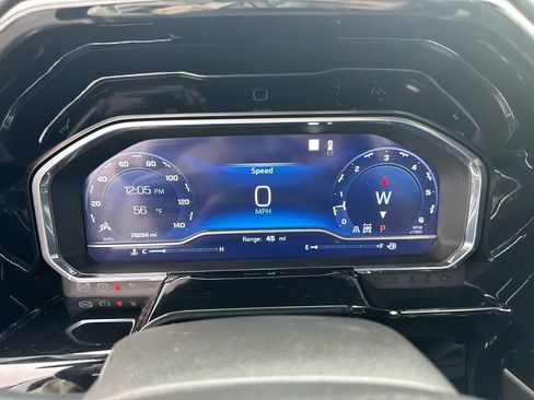 Used 2022 Chevrolet Silverado 1500 LTZ w/ LTZ Premium Package image 22