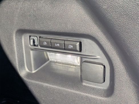 Used 2025 Ford Explorer Platinum w/ Ultimate Package image 14